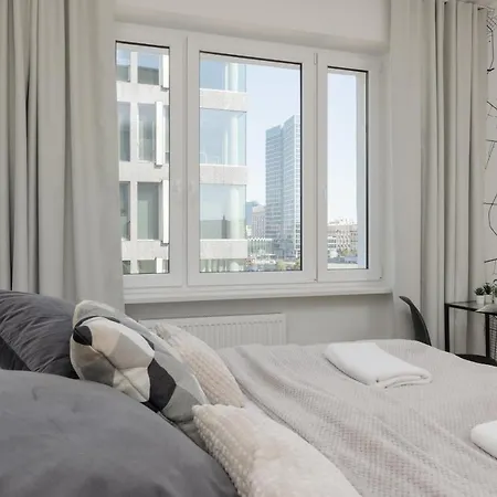 Amazing Spacious In Center By Renters Appartement *