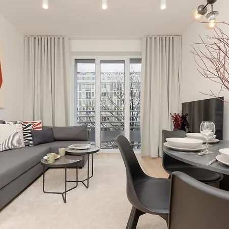 Appartement Amazing Spacious In Center By Renters